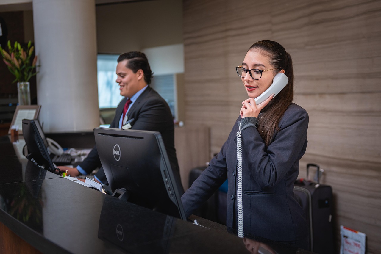 Hotels.com Affiliate Program Review 2025: Commission Rates, Sign-Up, and Strategy