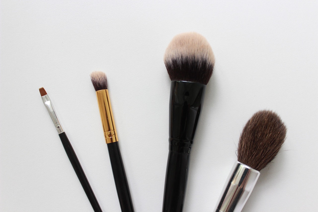 The Definitive 2025 Guide to the MAC Cosmetics Affiliate Program: Commissions, Strategy, and Sign-Up